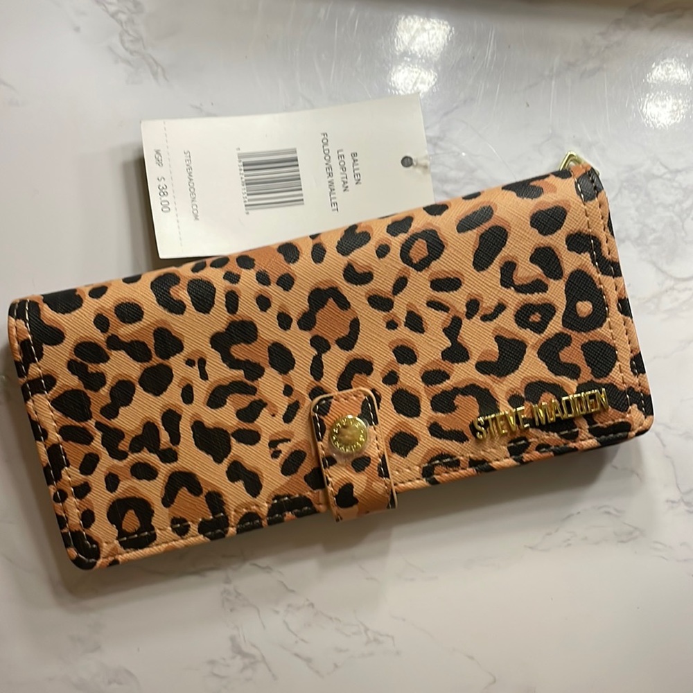 COPY - Steven madden flat wallet 💕✨
